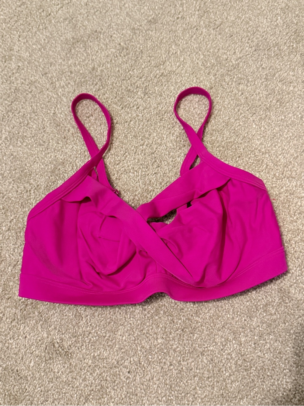 Athleta Swimsuit Bikini Top 34 D/DD Magenta Pink Criss Cross Straps Underwire